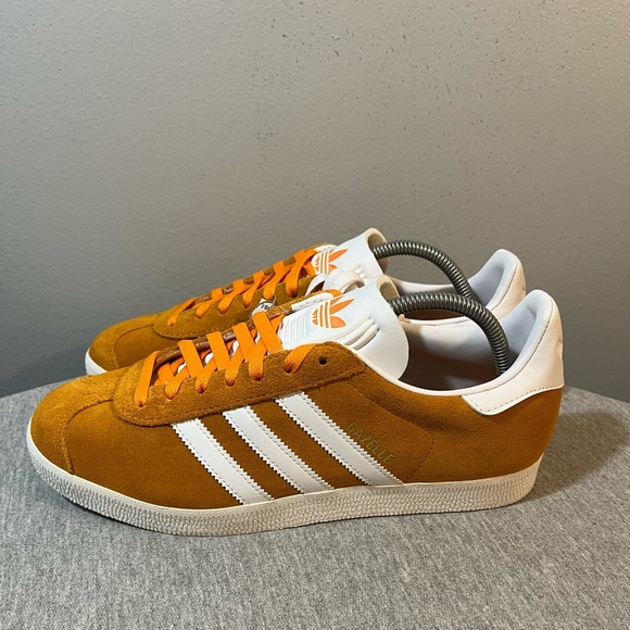 Adidas Originals Gazelle Suede Sneakers Orange/White Men’s Size 9.5 IG2091​ - Picture 4 of 11